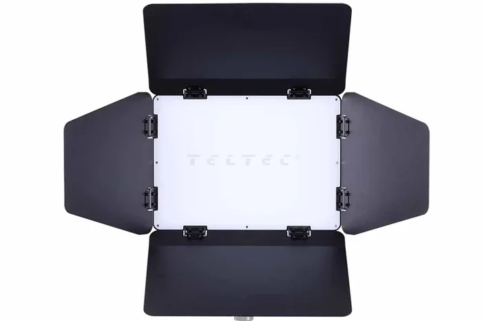 Amaran Pano 120c Barn Doors