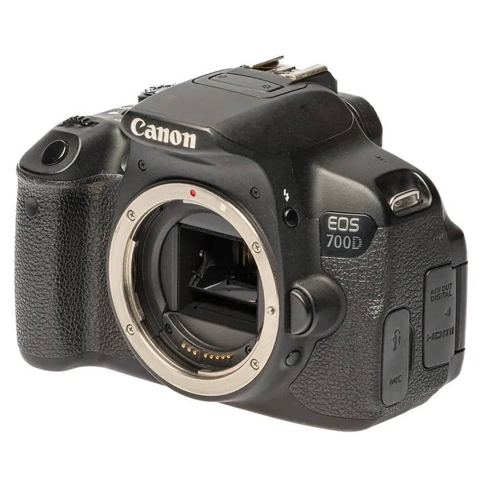 Canon EOS 700D gebraucht
