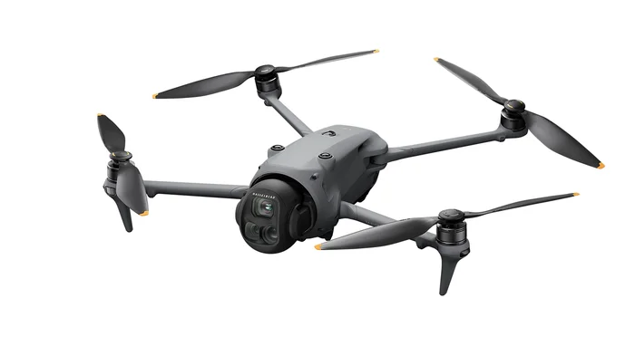 DJI Mavic 4 Pro Fly More Combo (DJI RC 2)