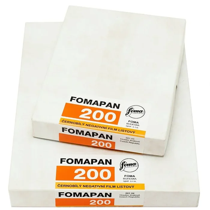 FOMA Fomapan 200 20,3×25,4 CM (8×10 INCH) / 50 Blatt