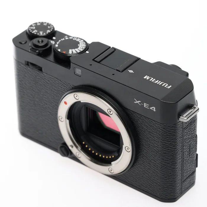 Fujifilm X-E4 schwarz gebraucht