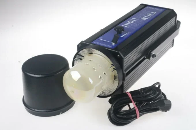Hensel Twin Light