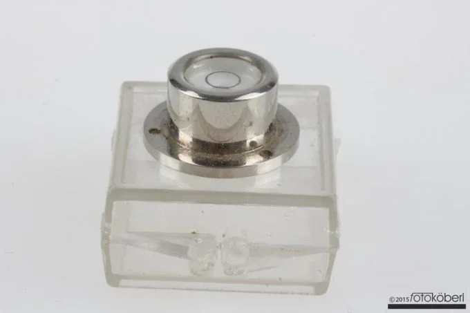 Libelle mit Flansch für 3 Befestigungsschrauben