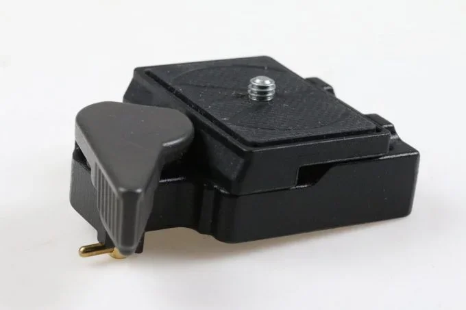 Manfrotto Schnellwechseladapter mit Platte