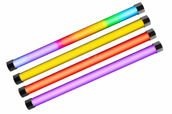 Nanlite PavoTube II 15XR 4Kit RGBWW Farb-Effektleuchte