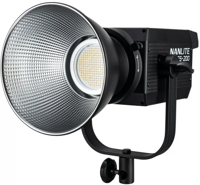 NANLITE Studio-Scheinwerfer FS-150 150W