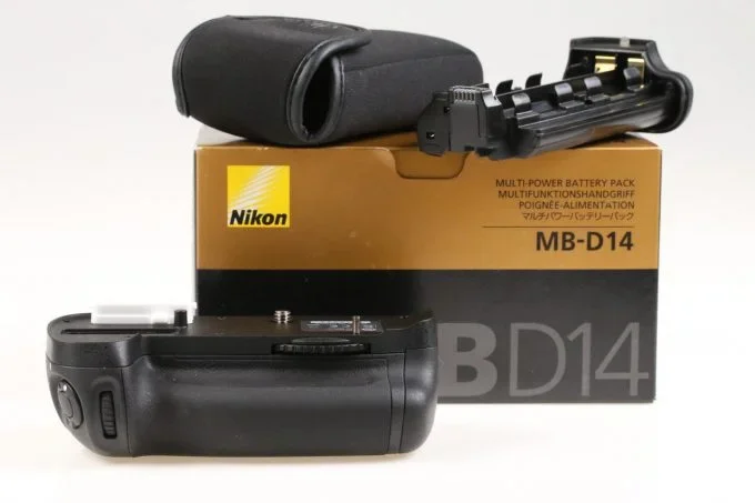 Nikon MB-D14 Batteriegriff für Nikon D6.. Serie – #2044077