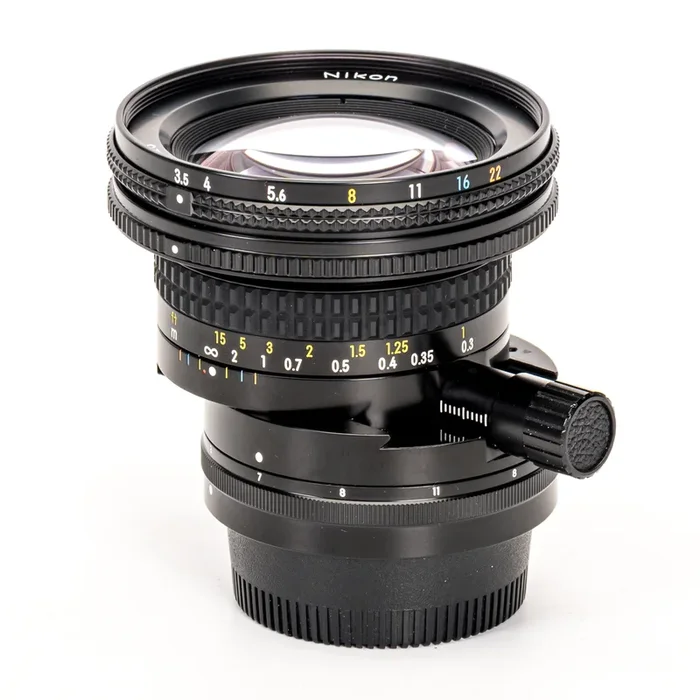 Nikon PC 28 mm/3,5 AIS gebraucht
