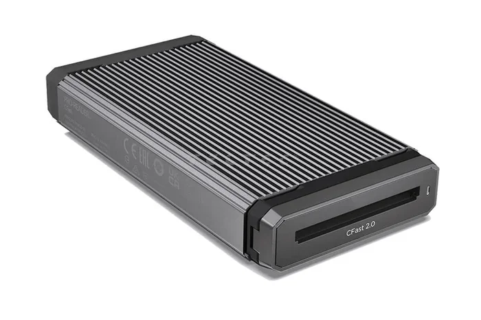 SanDisk Professional PRO-READER CFast