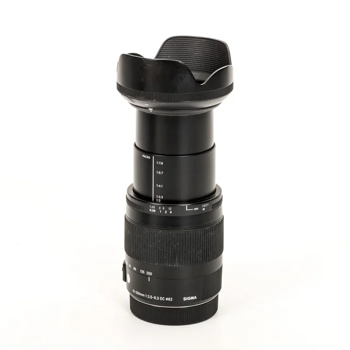 Sigma 18-200 mm/3,5-6,3 DC Macro OS HSM Canon gebraucht