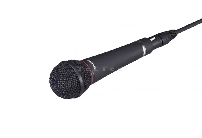 Sony F-780