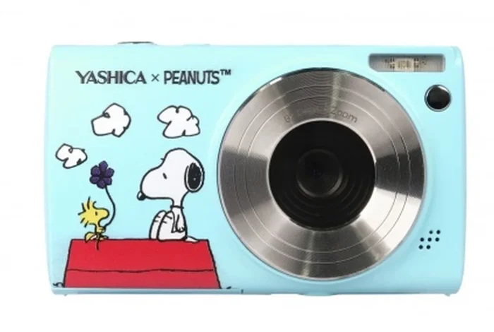 Yashica X Peanuts Sky Blue